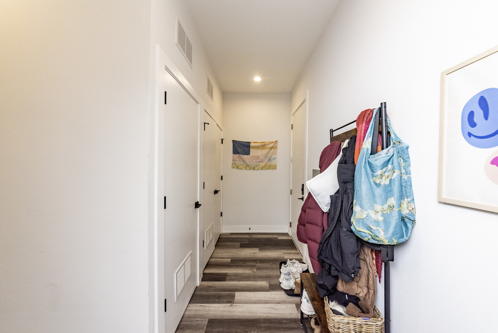 2317 N Clark Street - Photo 4