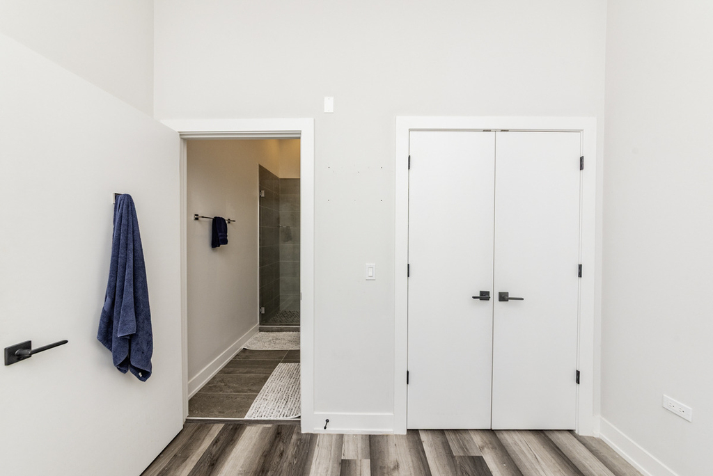 2317 N Clark Street - Photo 12