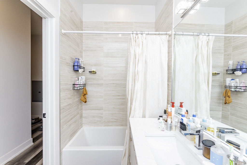 2317 N Clark Street - Photo 13