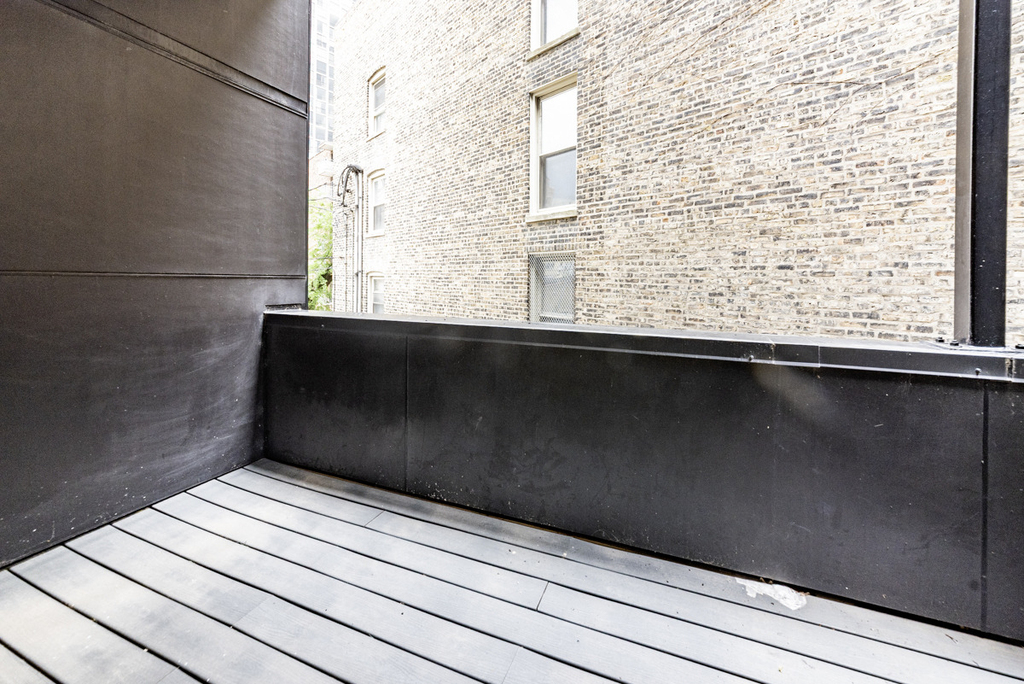 2317 N Clark Street - Photo 15