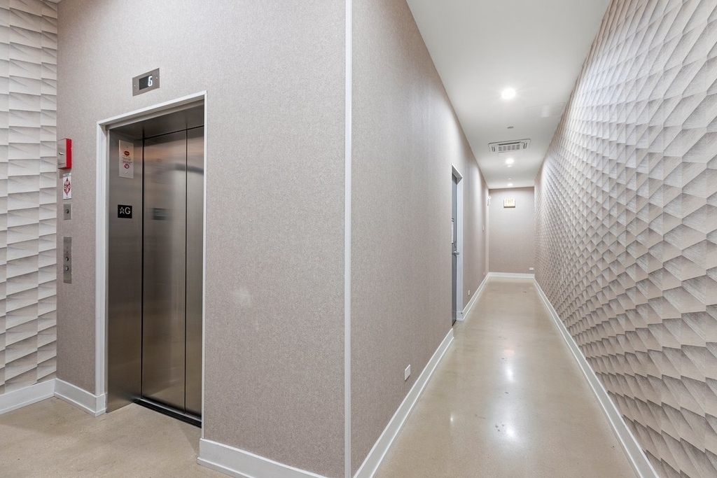 2317 N Clark Street - Photo 18