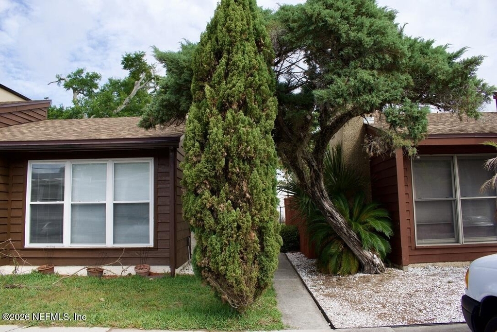 1561 Arcadia Drive - Photo 1