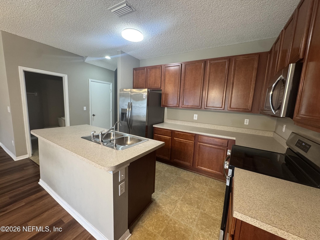 5216 Brighton Park Lane - Photo 18