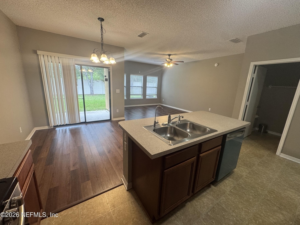 5216 Brighton Park Lane - Photo 20