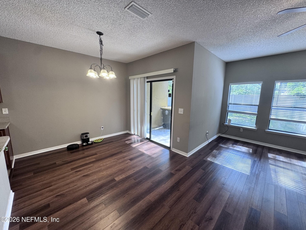 5216 Brighton Park Lane - Photo 4
