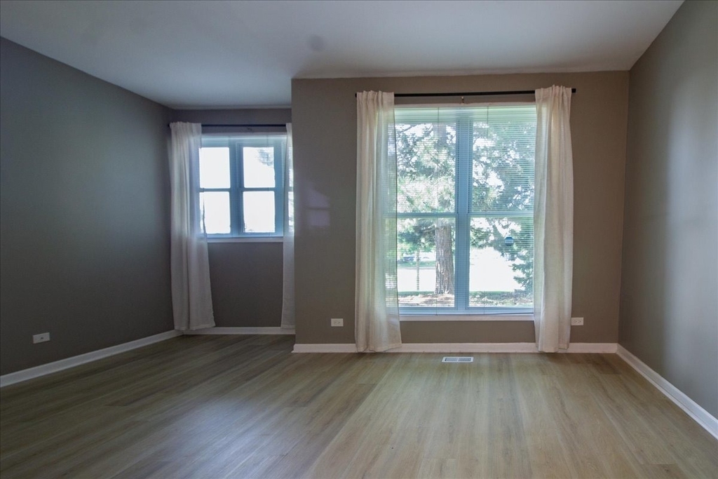1216 Tennyson Lane - Photo 10
