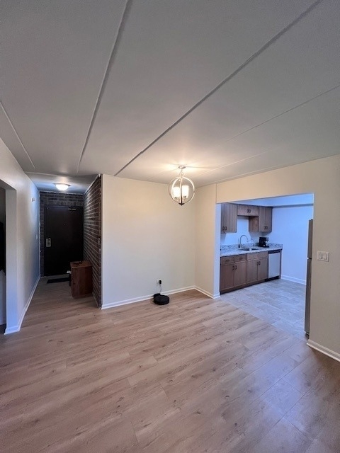 264 E Bailey Road - Photo 8