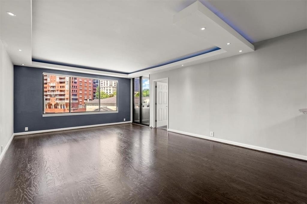 3481 Lakeside Drive - Photo 3