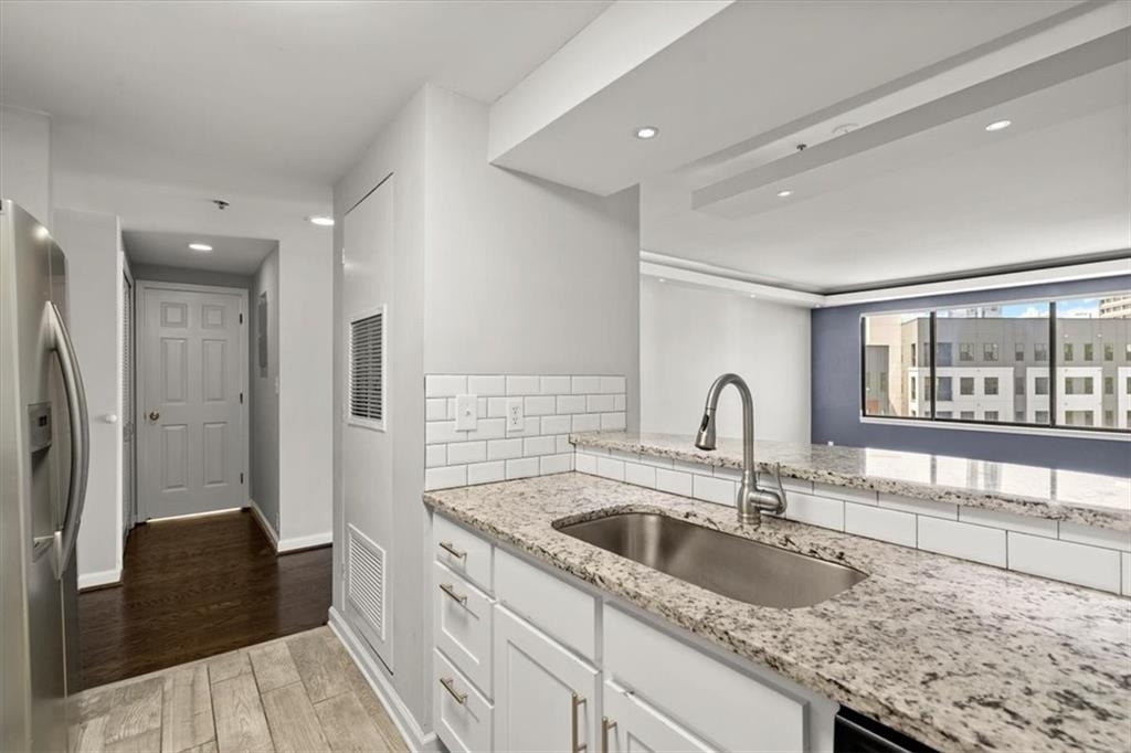 3481 Lakeside Drive - Photo 11