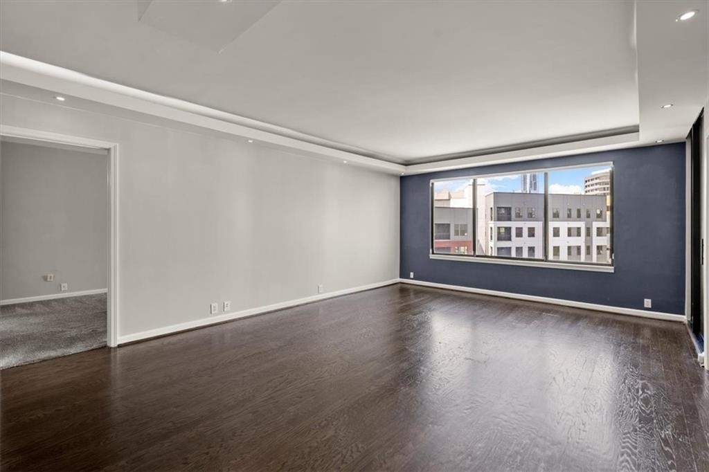 3481 Lakeside Drive - Photo 4