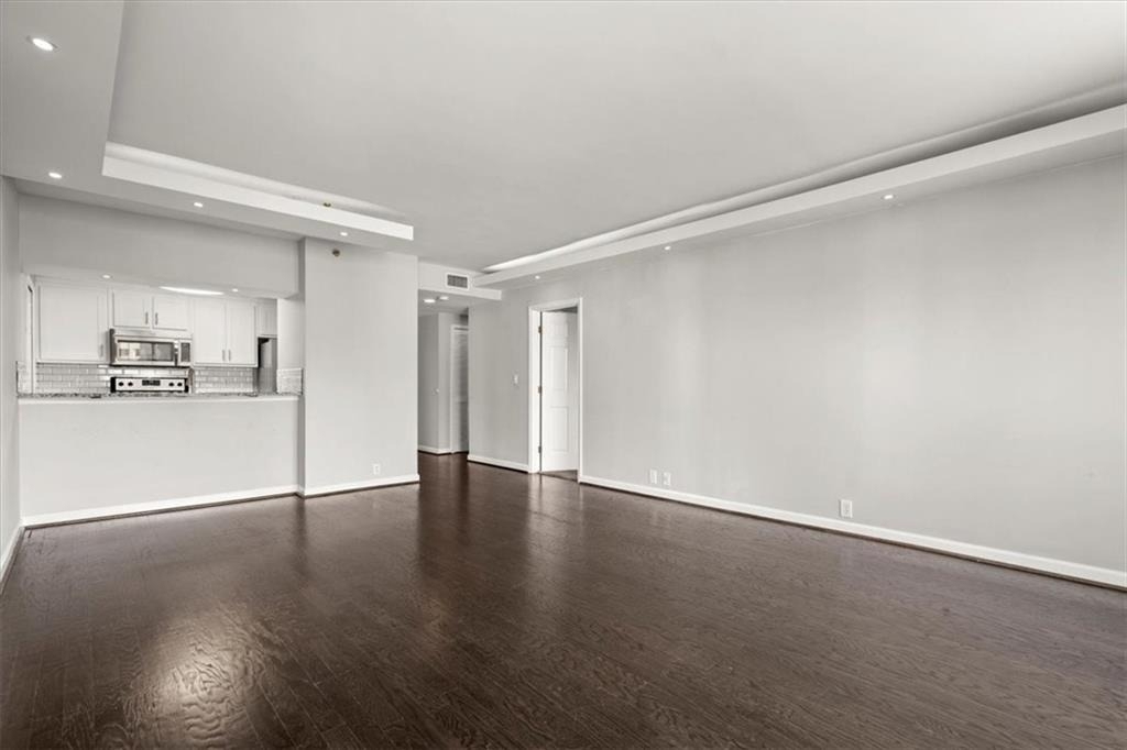 3481 Lakeside Drive - Photo 5