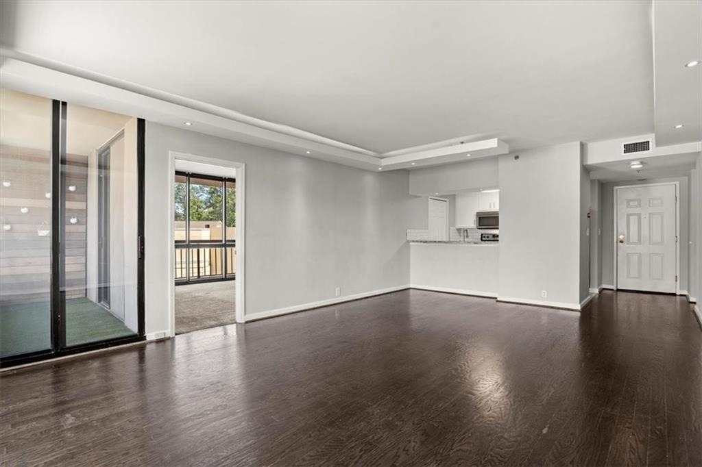3481 Lakeside Drive - Photo 8