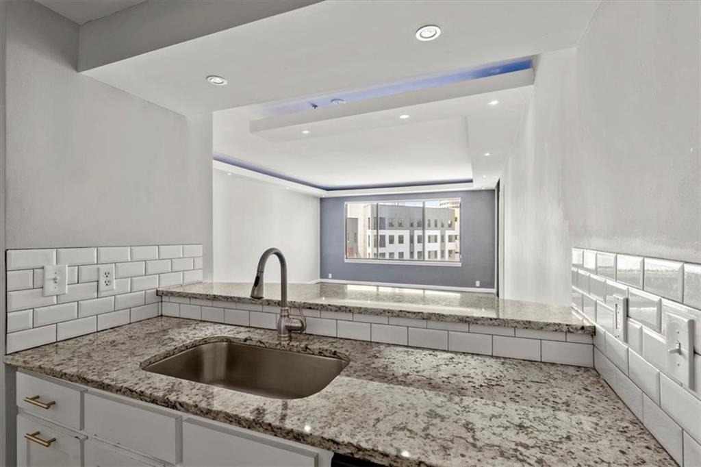 3481 Lakeside Drive - Photo 6