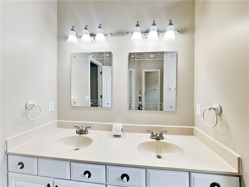 2490 Insdale Trace Nw - Photo 9