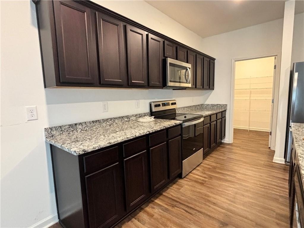 304 Pescara Court - Photo 13