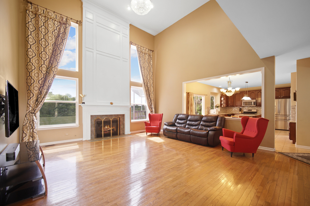 1044 Oakhill Drive - Photo 6