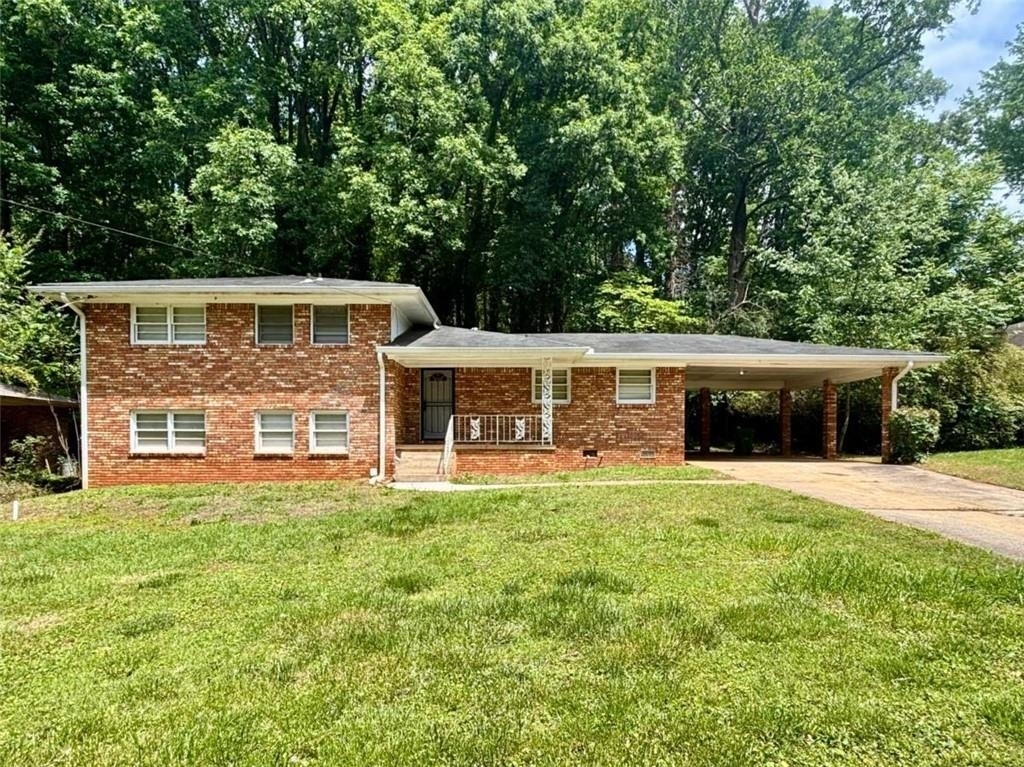 2612 Dawn Drive - Photo 0