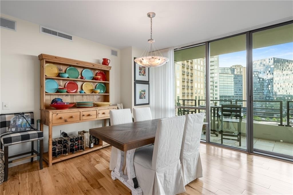 700 Park Regency Place Ne - Photo 4