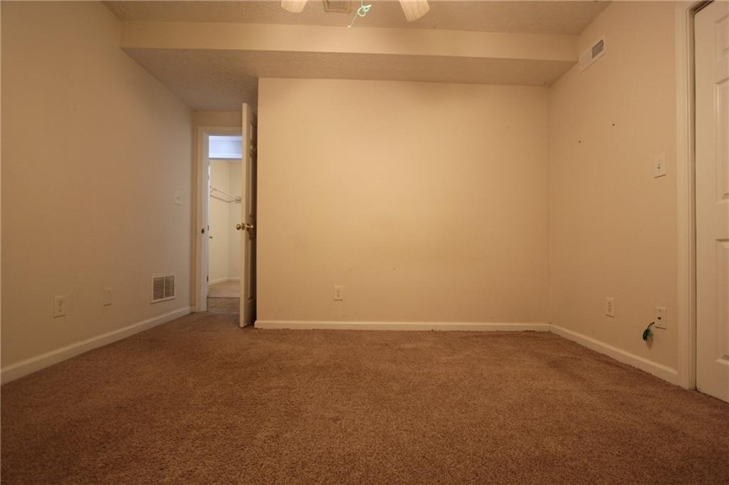 818 Springlake Road - Photo 16