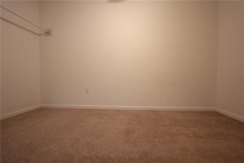 818 Springlake Road - Photo 13