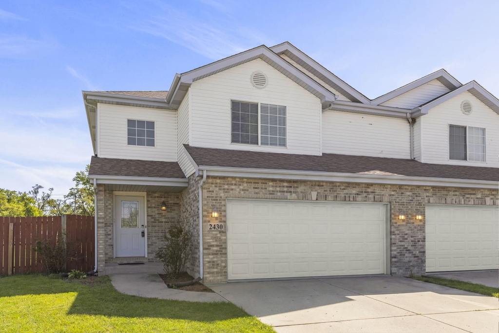 2430 Caton Crest Court - Photo 0