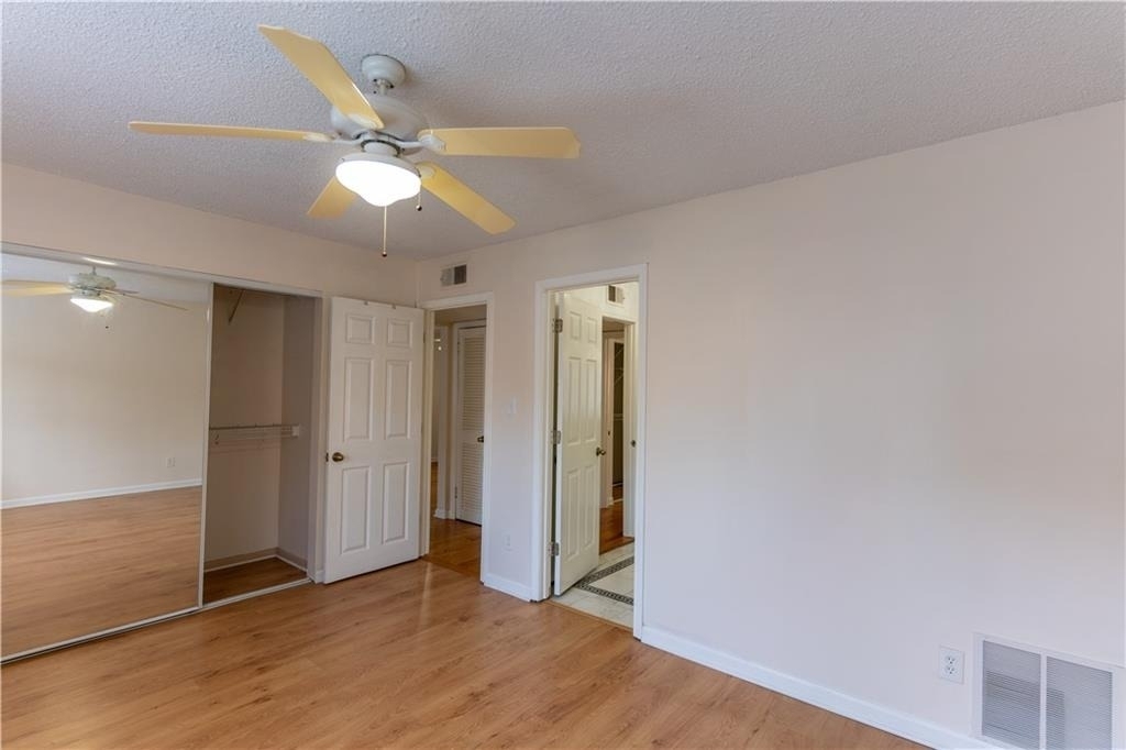 4266 Roswell Road Ne - Photo 4