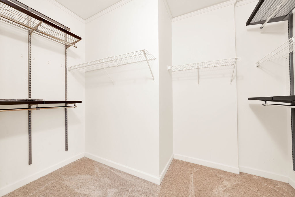 450 E Waterside Drive - Photo 16