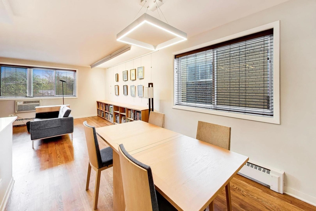 2722 Central Street - Photo 11