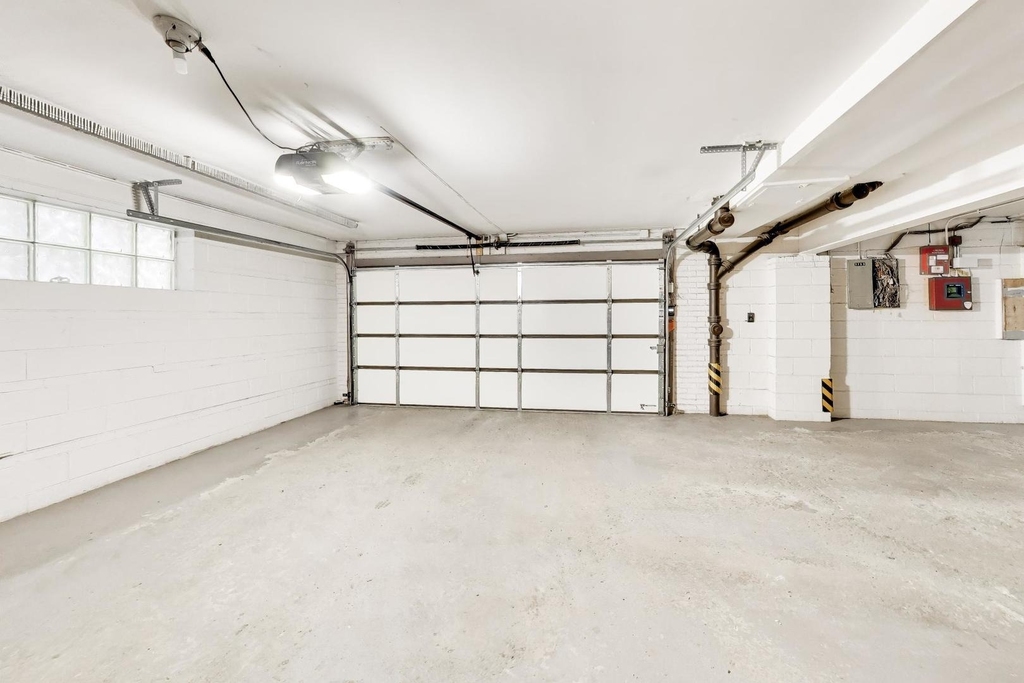 2722 Central Street - Photo 24