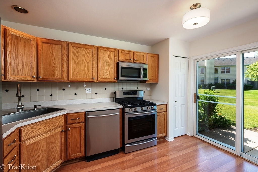 1567 E Citadel Court - Photo 9