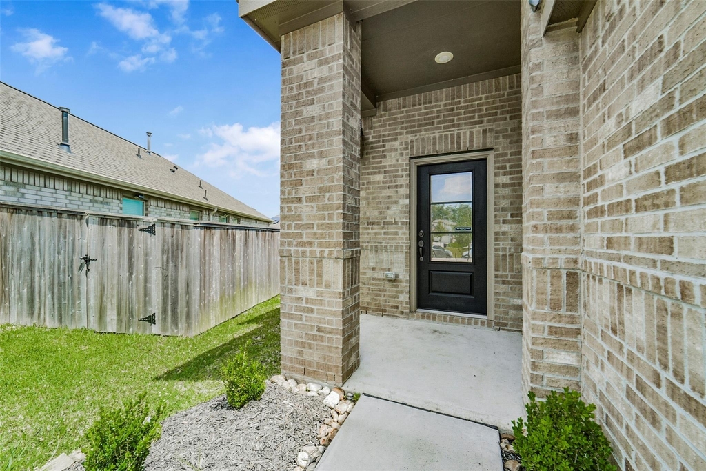3003 Halleton Court - Photo 2