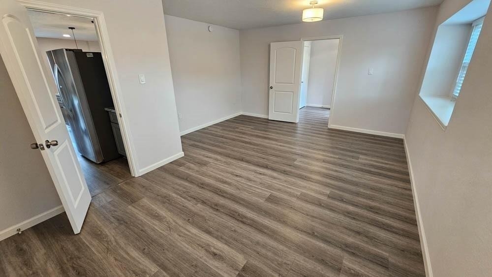 9327 Leader Street - Photo 5