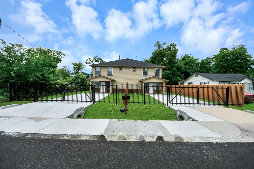 2430 Dolly Wright Street - Photo 1
