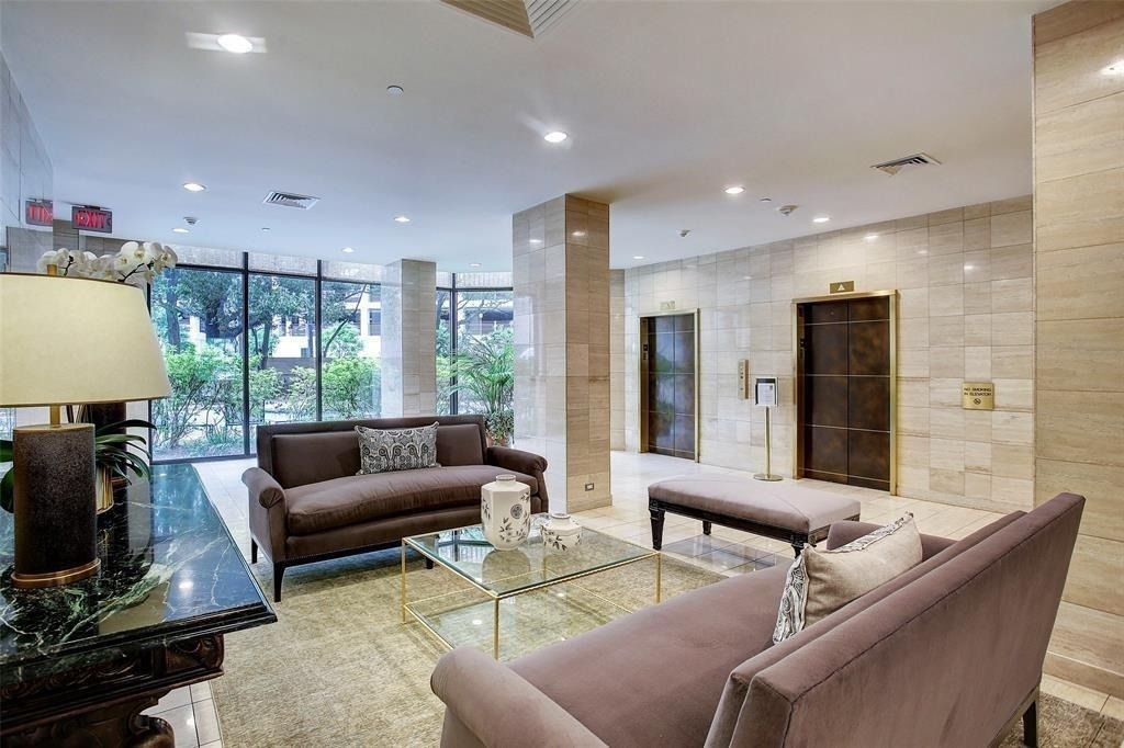 15 Greenway Plaza - Photo 10
