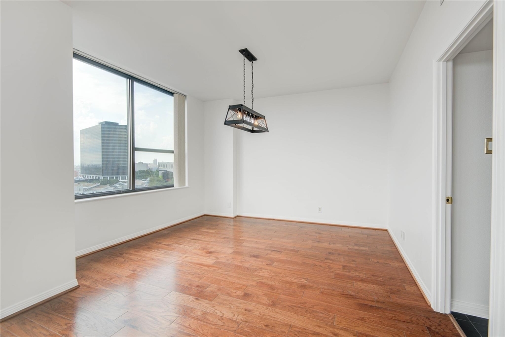 15 Greenway Plaza - Photo 20