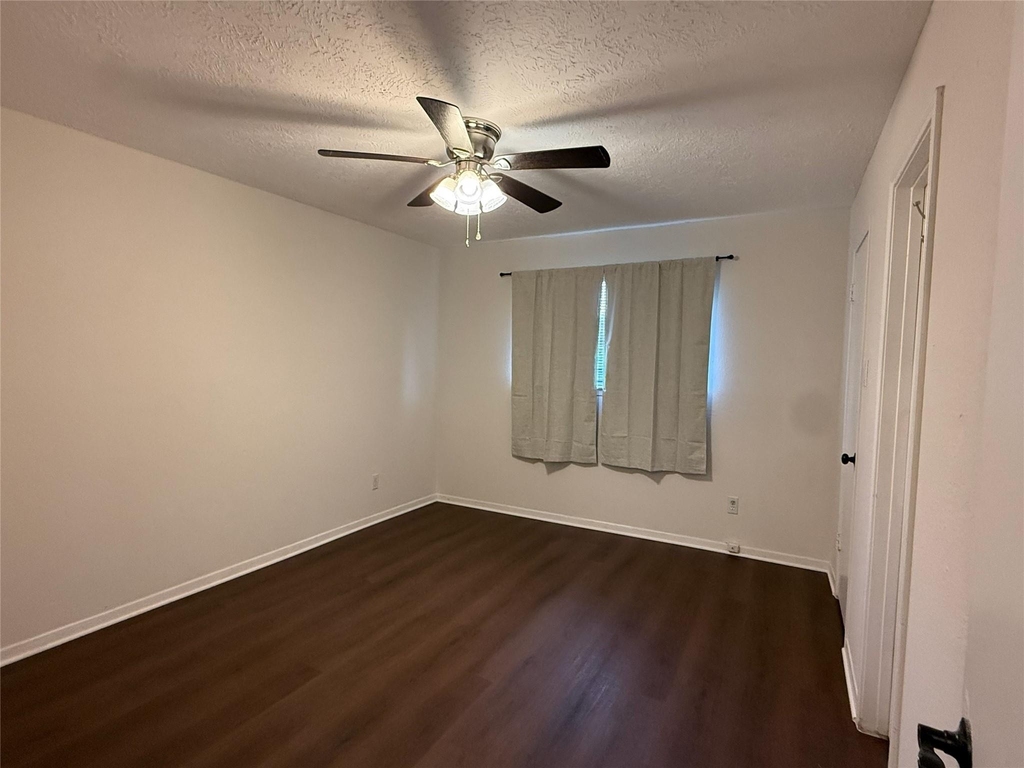 10519 Kirkglen Drive - Photo 11