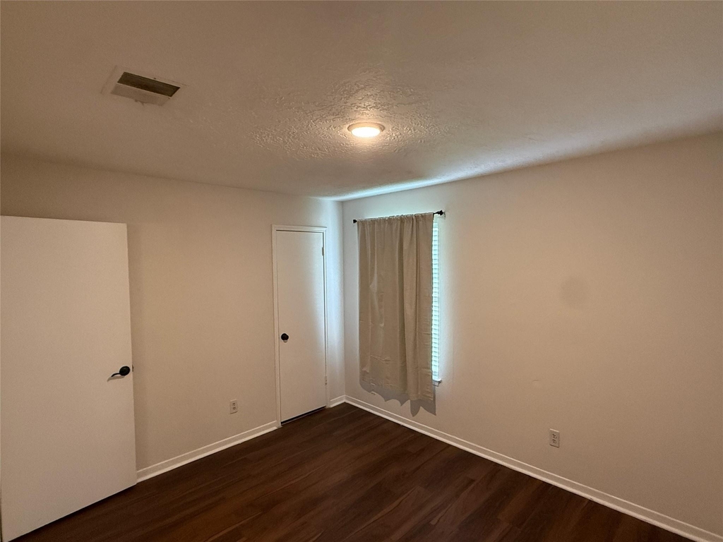 10519 Kirkglen Drive - Photo 10