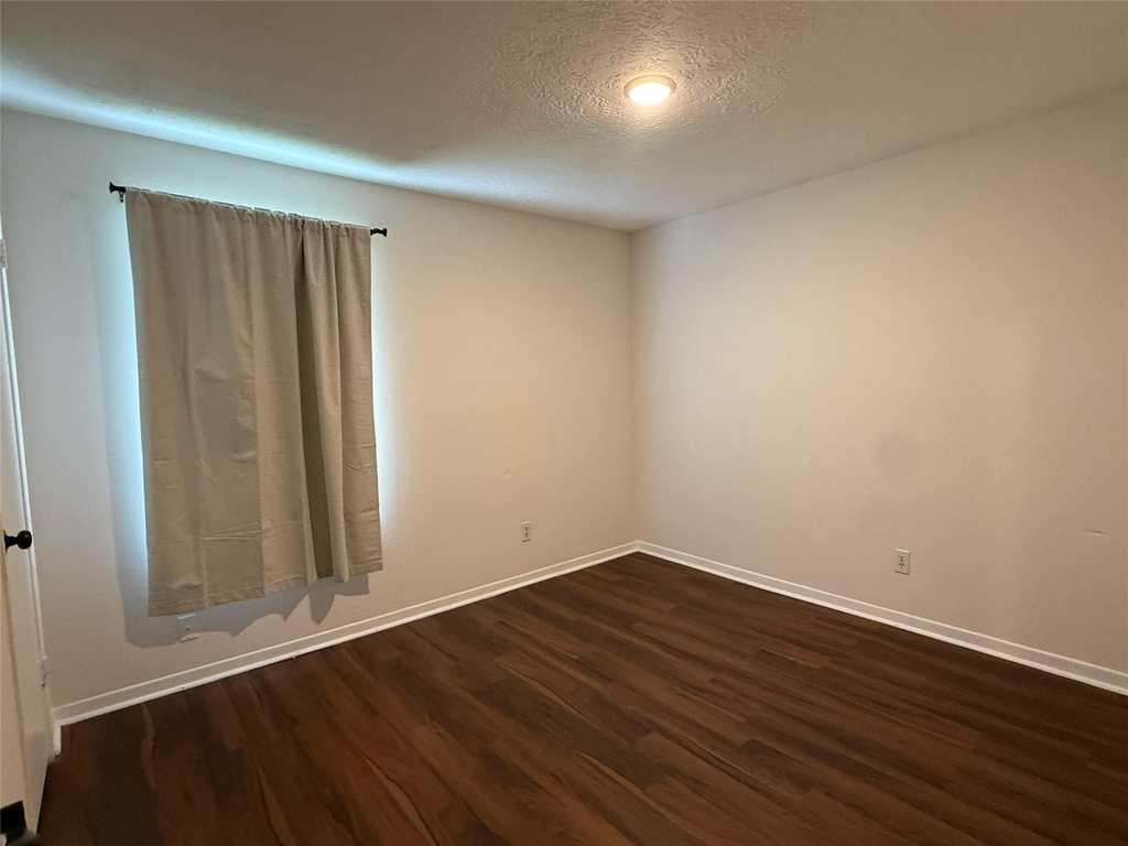 10519 Kirkglen Drive - Photo 8