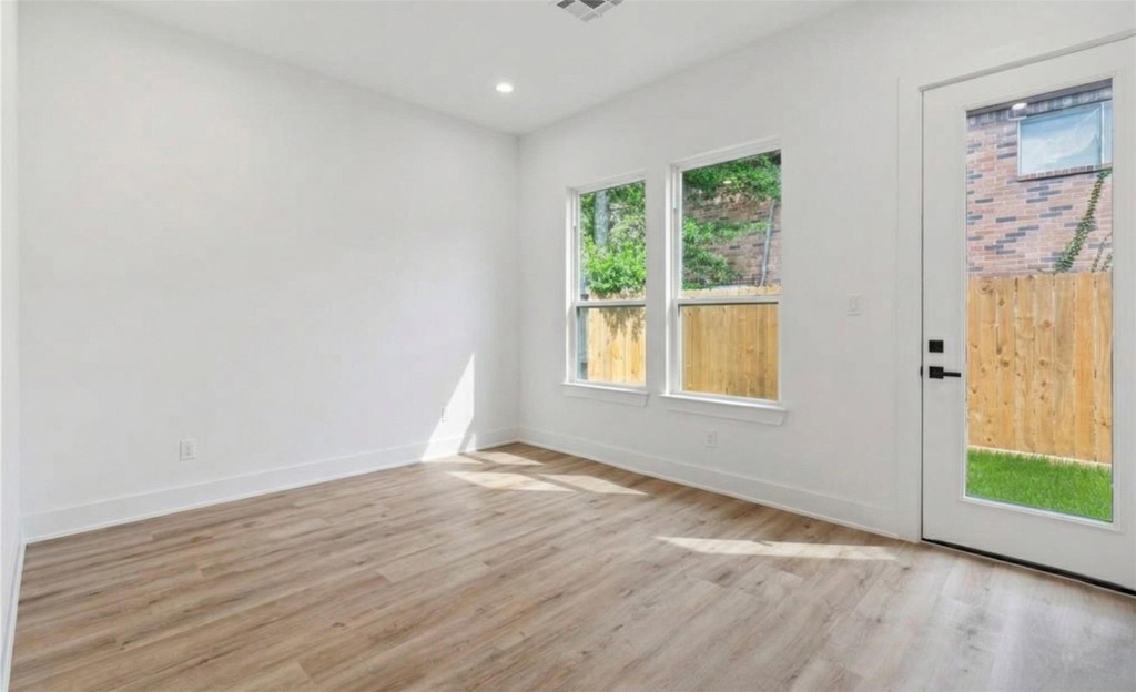 6624 Saint Augustine Street - Photo 8