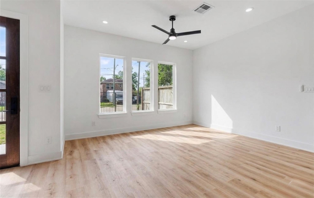 6624 Saint Augustine Street - Photo 7