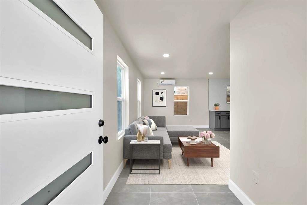 2304 Chapman Street - Photo 3