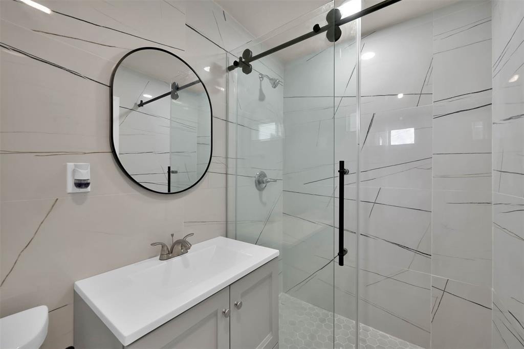 2304 Chapman Street - Photo 15