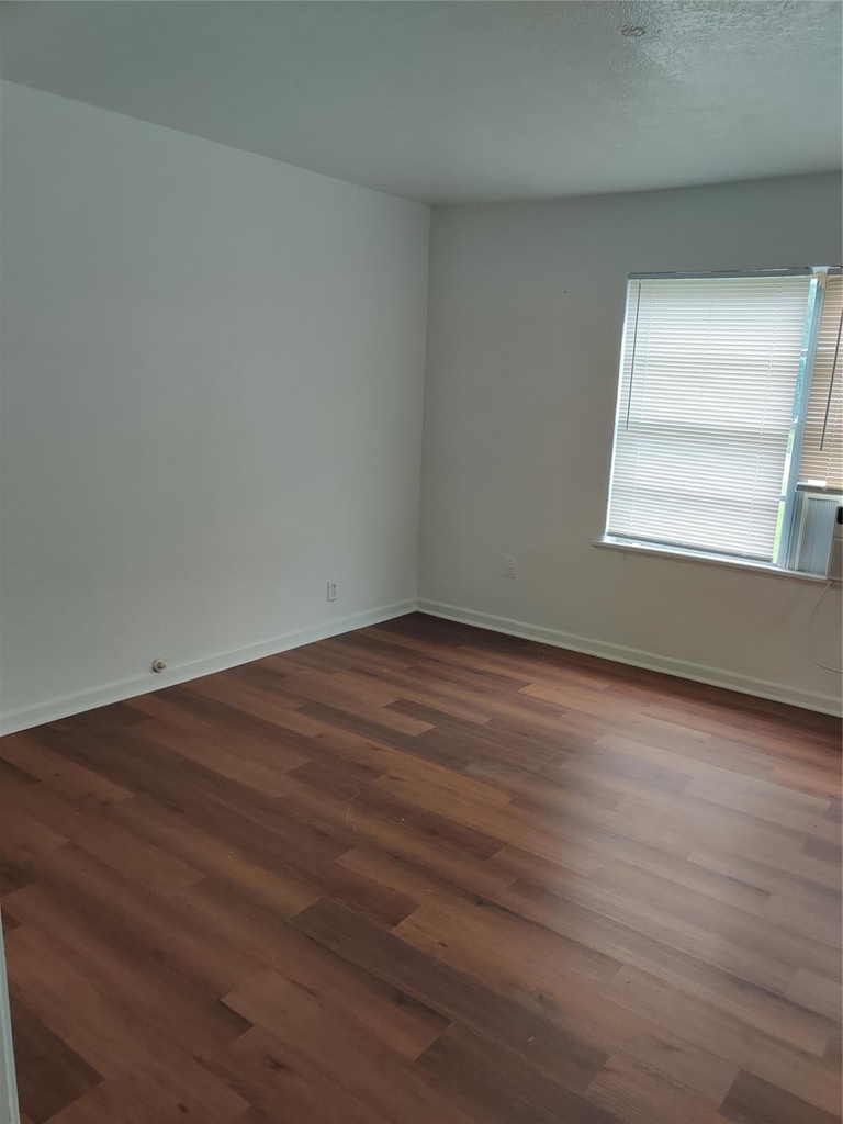 1208 7th Ave Avenue - Photo 5