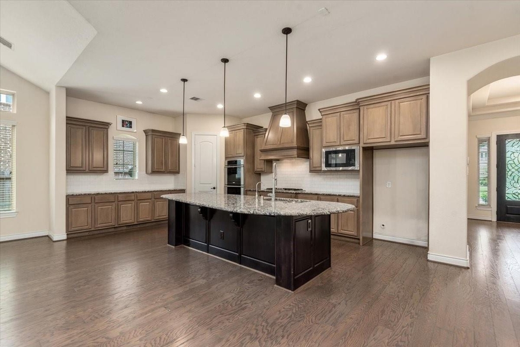 23034 Creek Park Drive - Photo 6