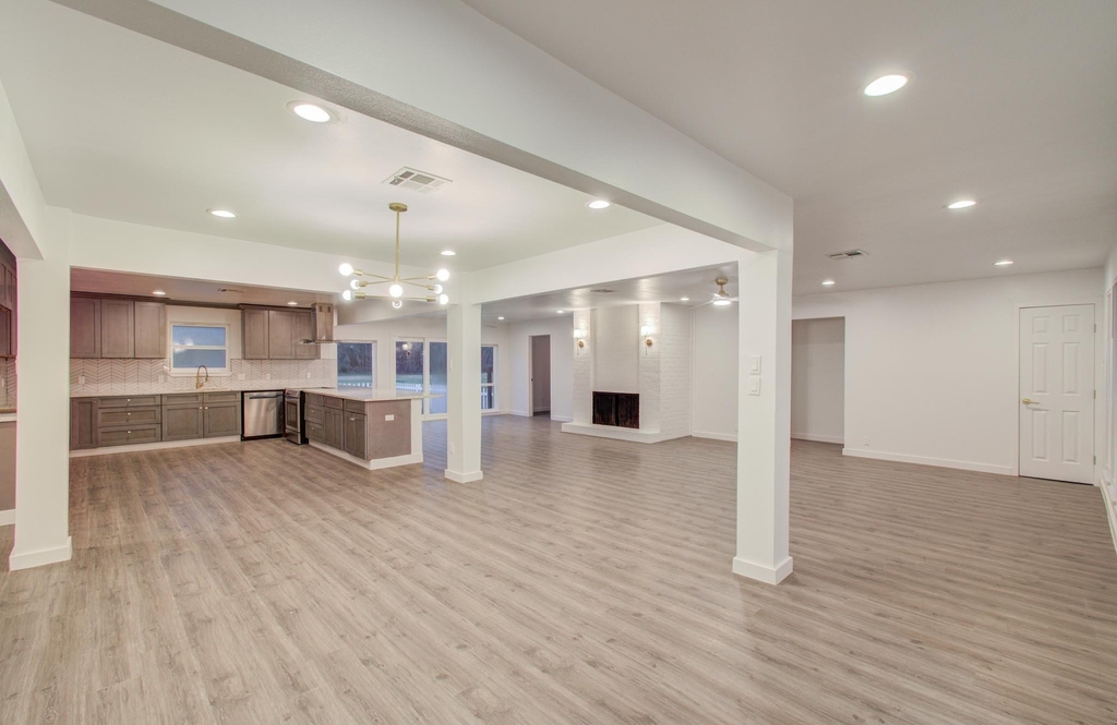 523 Brandon Road - Photo 2