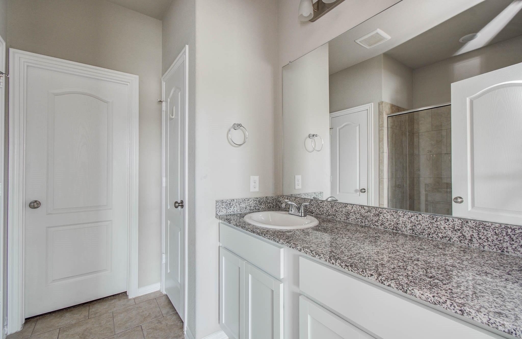 7427 French Quarter Court - Photo 17
