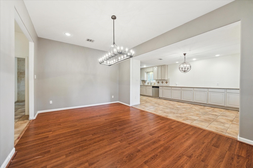 6215 Cheena Drive - Photo 3