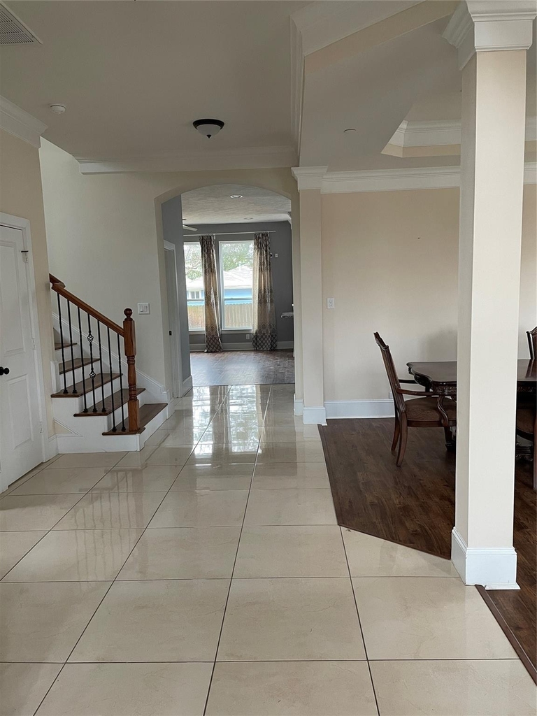 5105 Maple Street - Photo 4