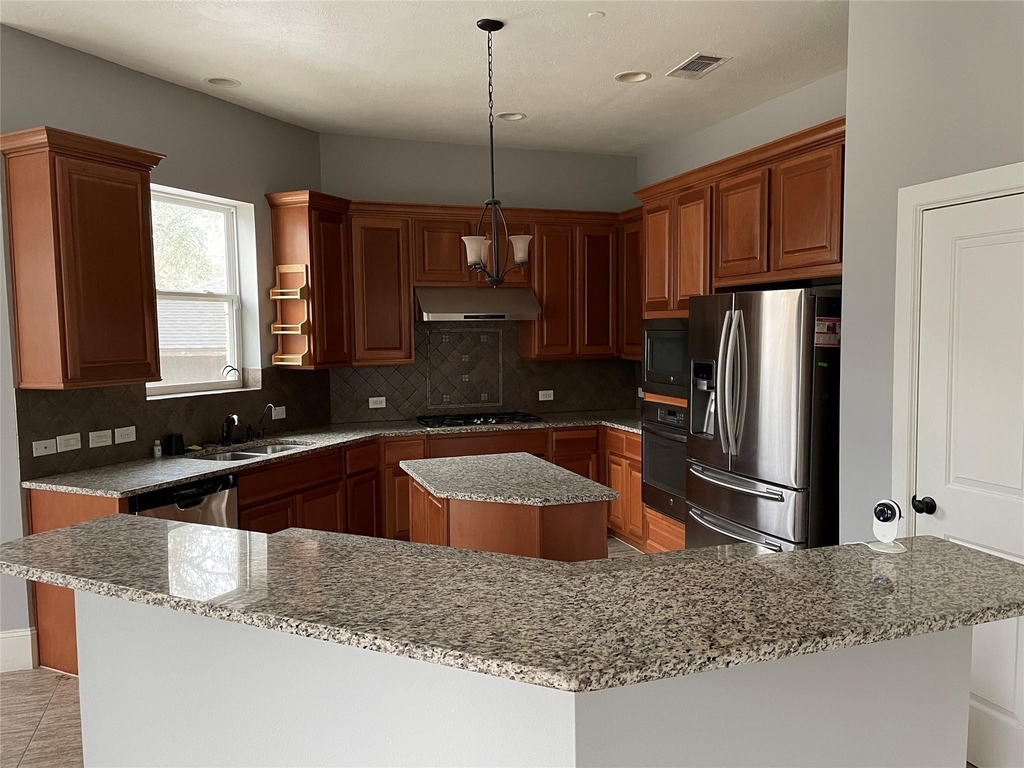 5105 Maple Street - Photo 10