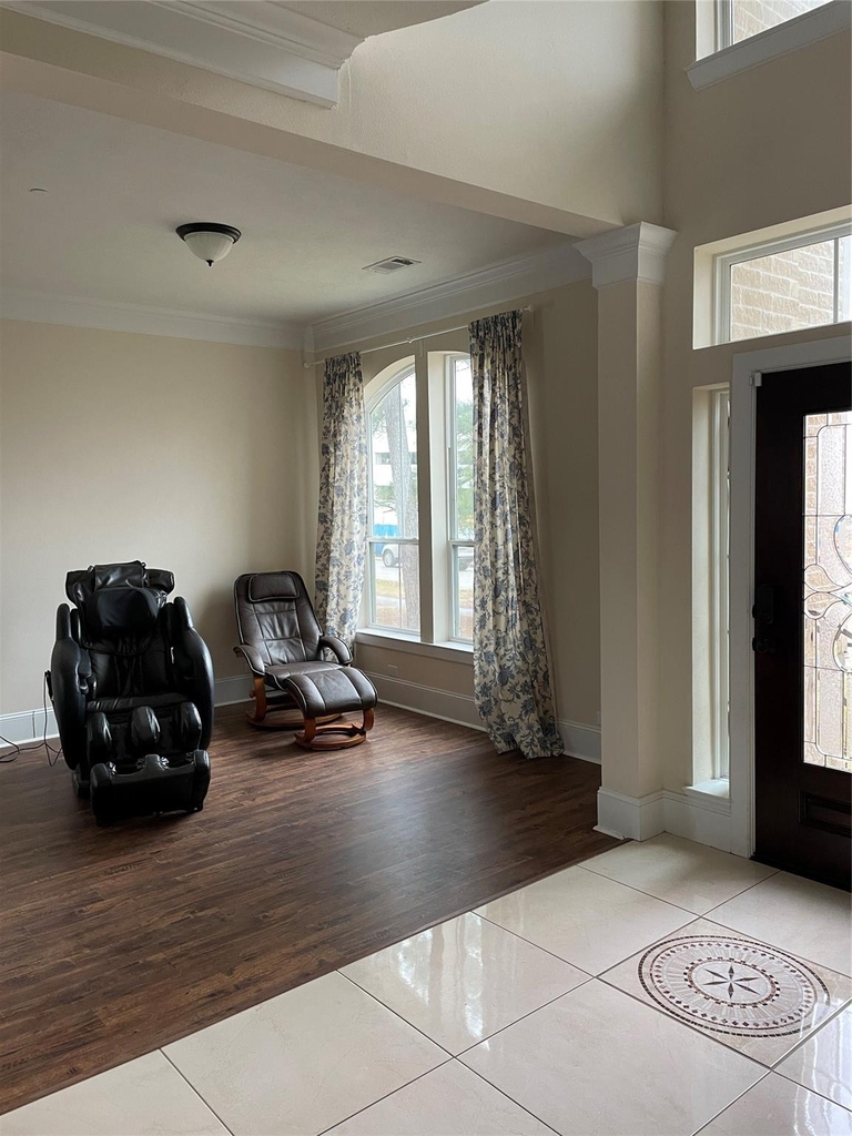 5105 Maple Street - Photo 6